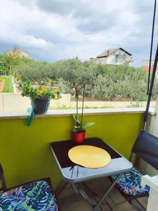 Apartman Nane Solin Exteriér fotografie
